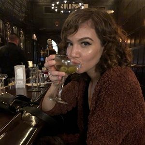 Meet your Posher, Nicole